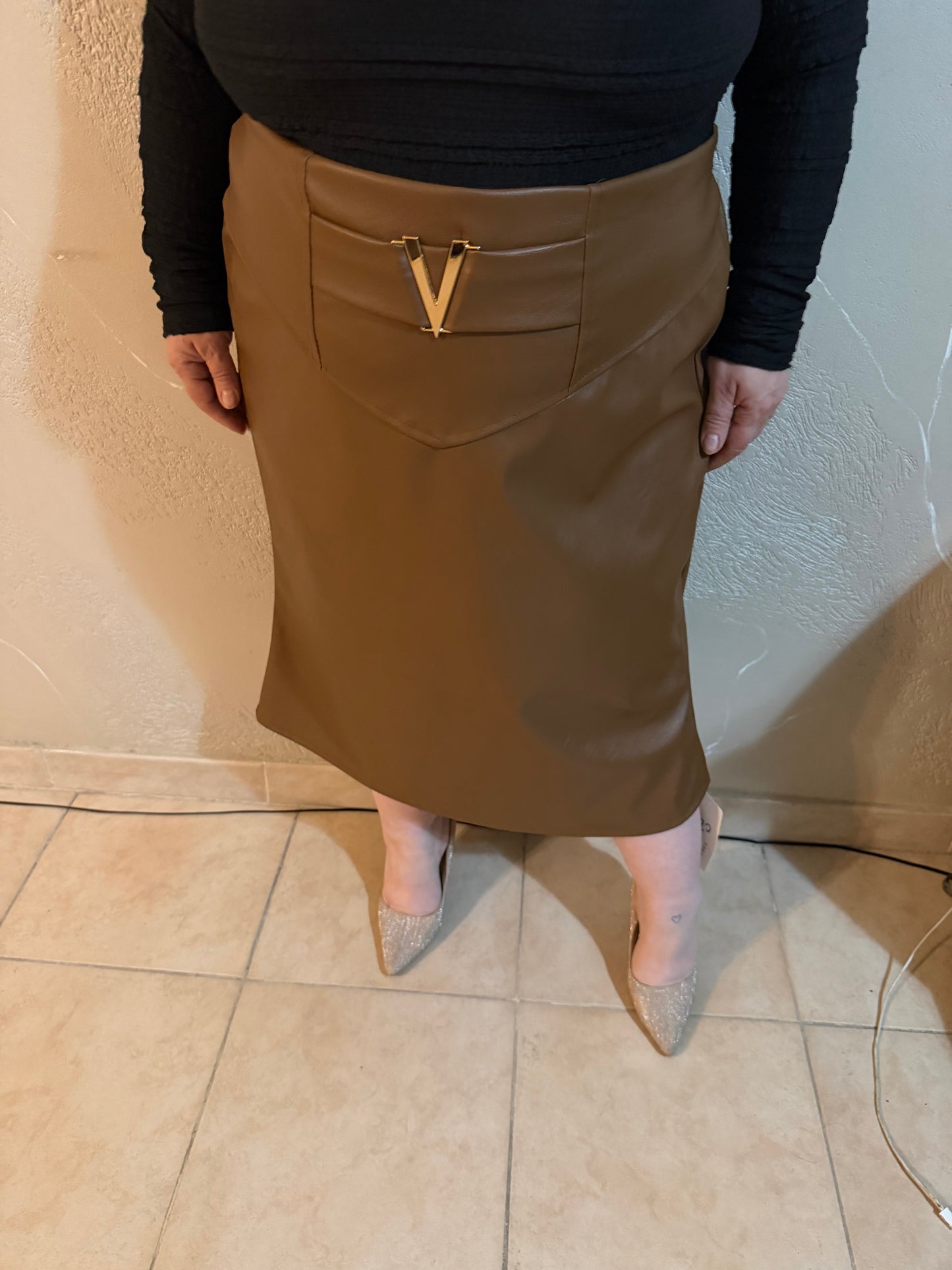 gonna di pelle elegante