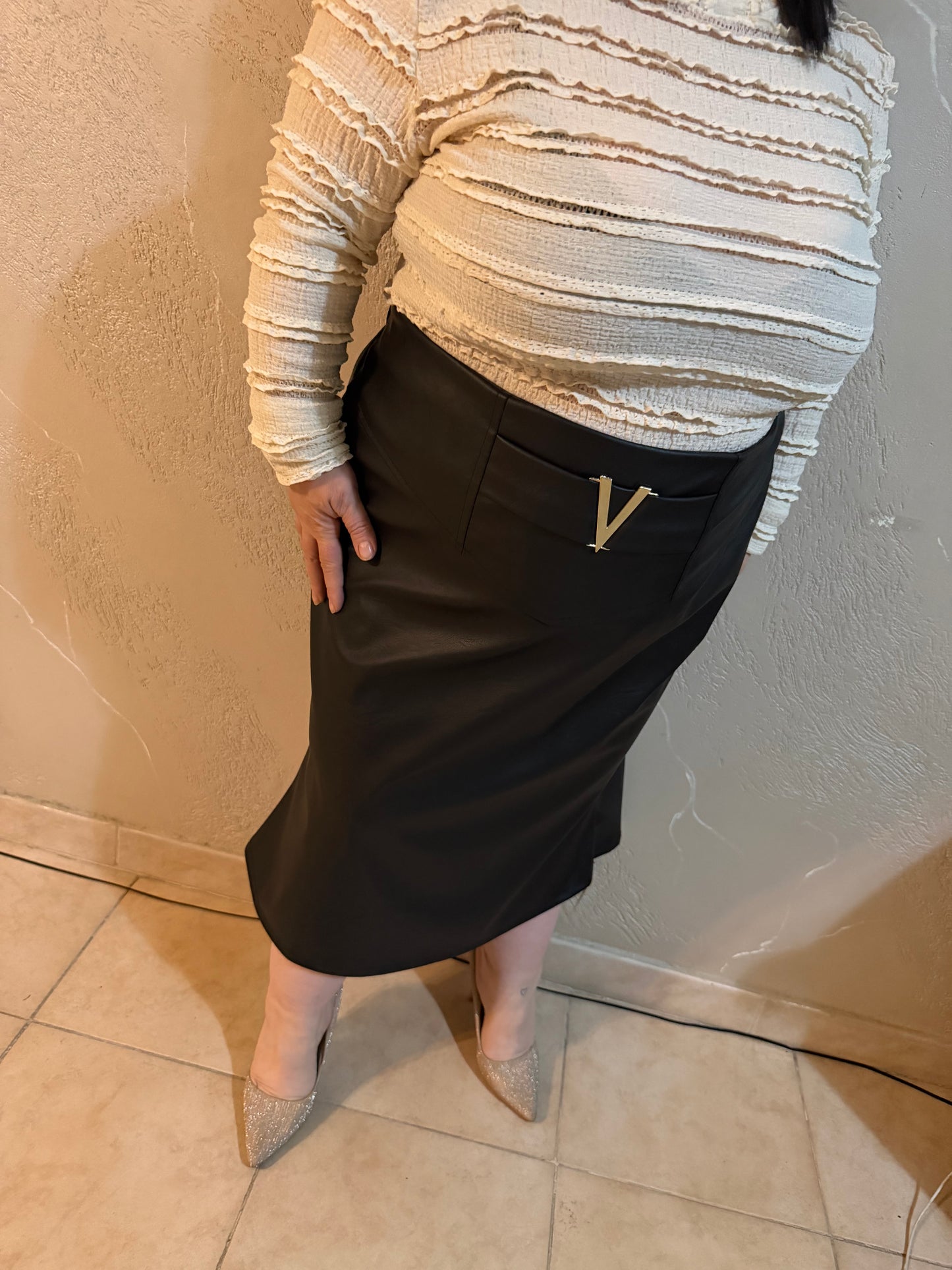 gonna di pelle elegante